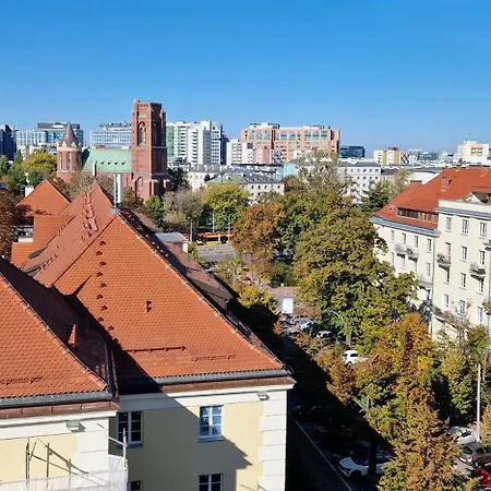 Wood Stara Ochota Privatunterkunft *