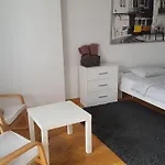 Wood Stara Ochota * ורשה