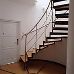 Wood Stara Ochota