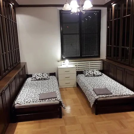 Wood Stara Ochota Quarto em Acomodações Particulares *