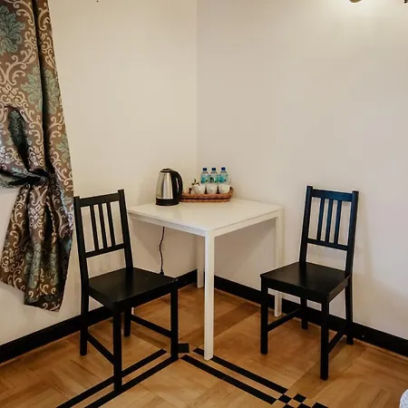Wood Stara Ochota Homestay *