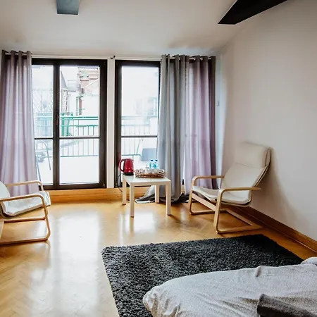 Wood Stara Ochota Homestay Warsaw