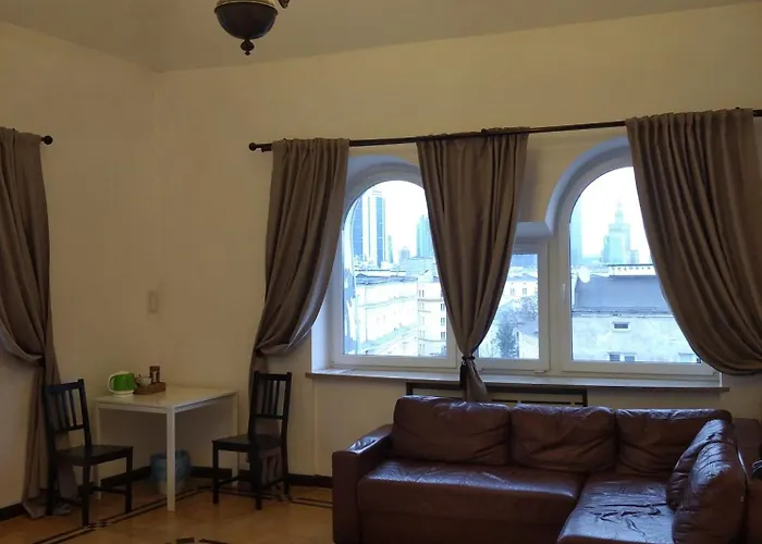 Wood Stara Ochota Homestay *