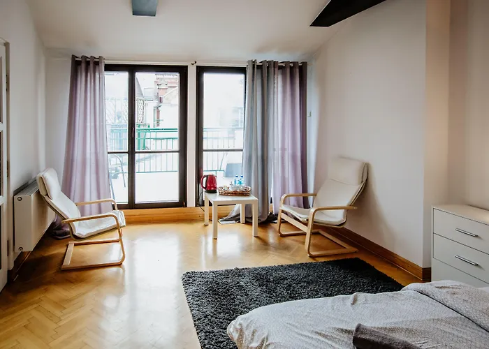 Homestay Wood Stara Ochota Warsaw