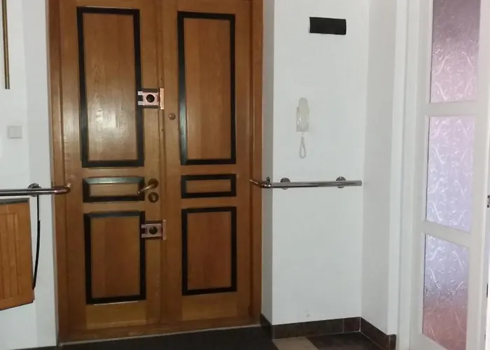 Wood Stara Ochota Homestay