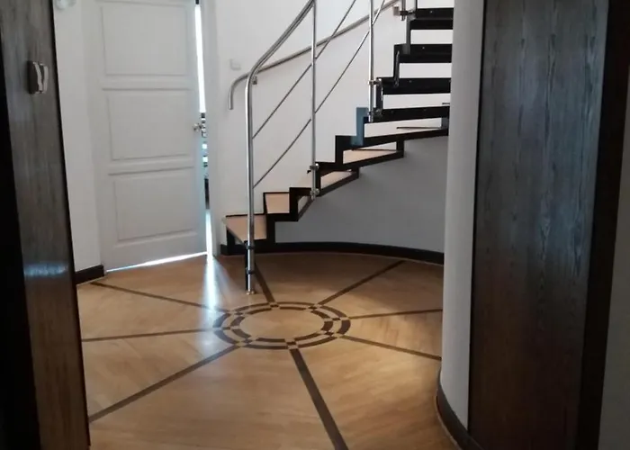 Homestay Wood Stara Ochota Warsaw