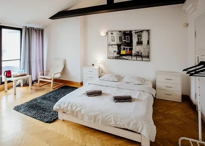 Homestay Wood Stara Ochota Warsaw
