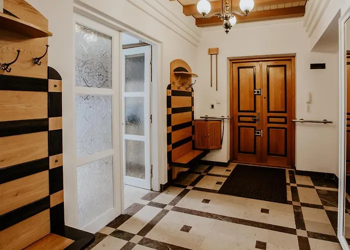 Homestay Wood Stara Ochota Warsaw