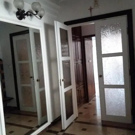 Wood Stara Ochota * Варшава