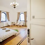 Accommodatie bij particulieren Wood Stara Ochota Warschau