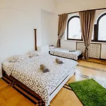 Accommodatie bij particulieren Wood Stara Ochota Warschau